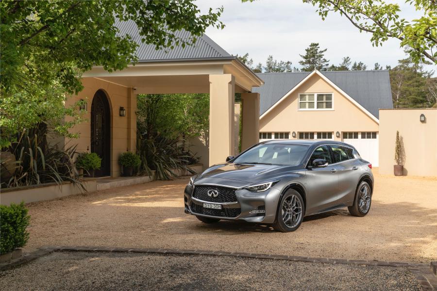  Infiniti Q30S 2.0t 2018 года  (AU) (фото 36 из 37)